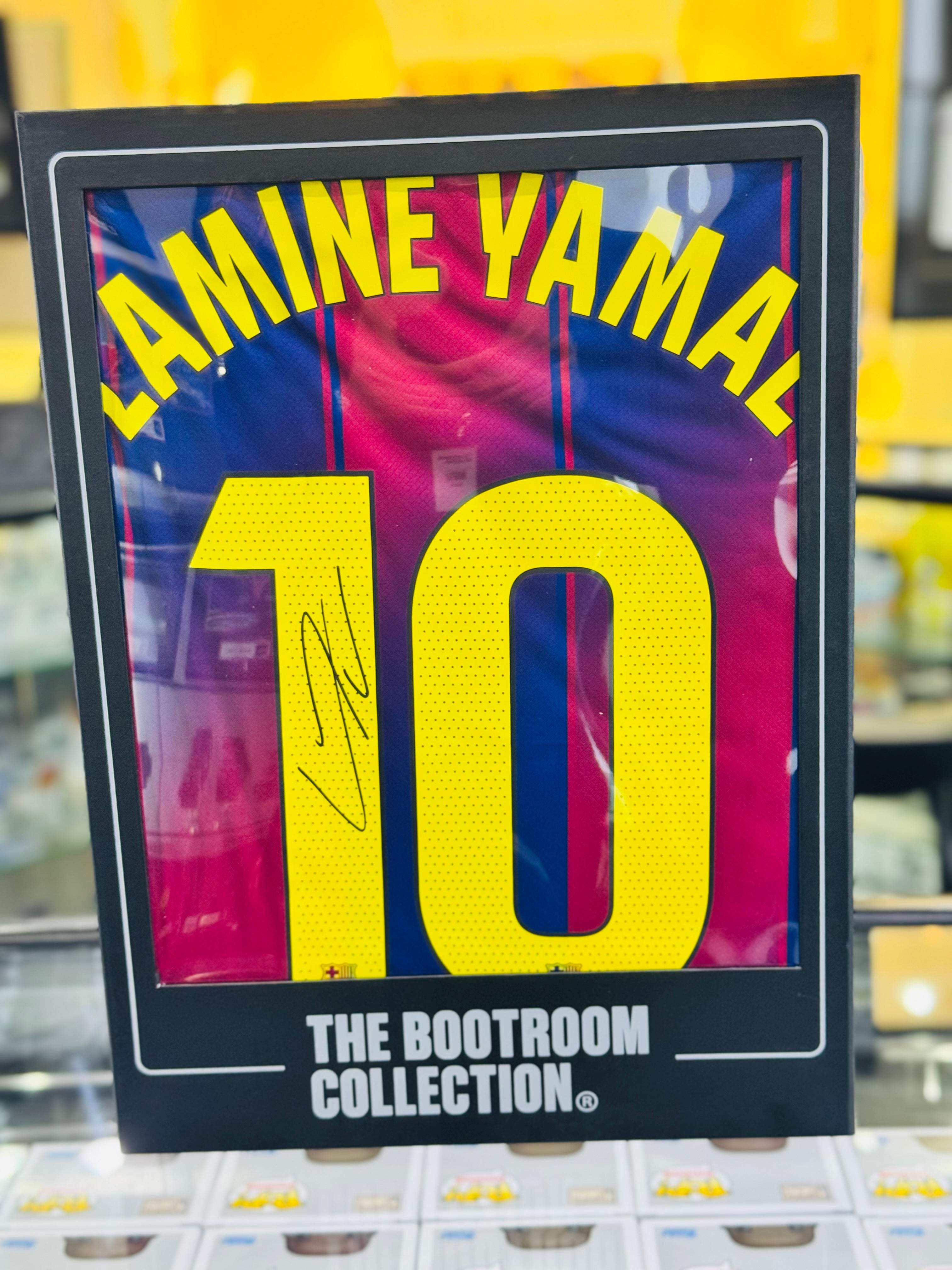 Lamine Yamal 10 Signed Barcelona Home Football Shirt (Boxed)