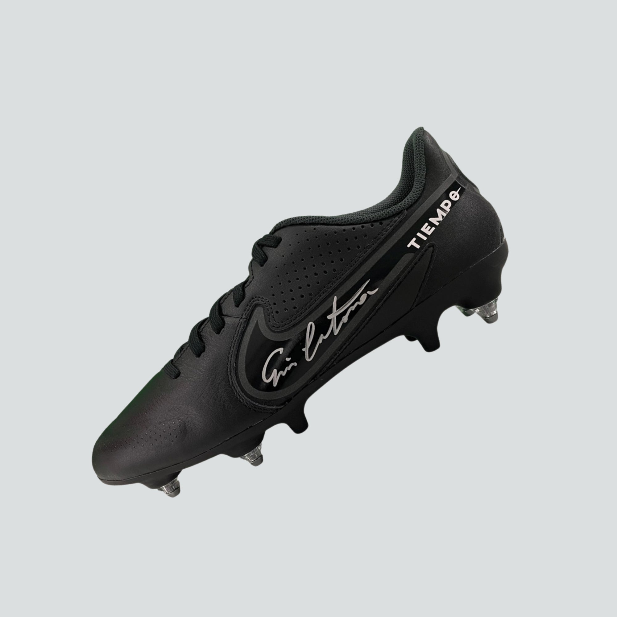 ERIC CANTONA SIGNED BLACK NIKE FOOTBALL BOOT