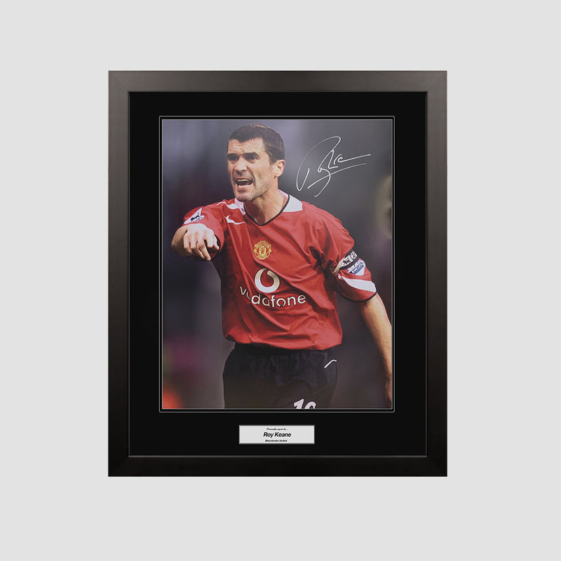 Roy Keane Signed 20x30 Manchester United Photo (Framed)